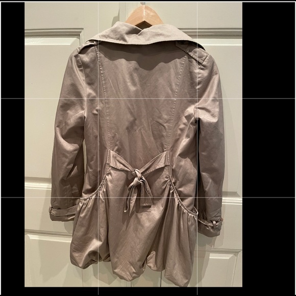 Very cute Roni trench coat purchased in NYC - Picture 2 of 7